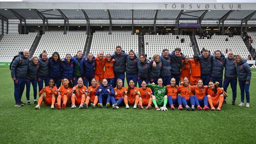 Monsterscore Onder 17 (v) tegen Faeröer; woensdag halve finale EK  + samenvatting