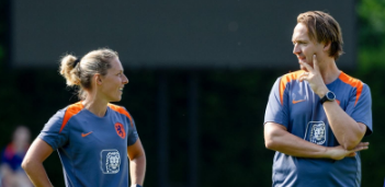 Arvid Smit en Janneke Bijl stappen over naar Engelse voetbalbond
