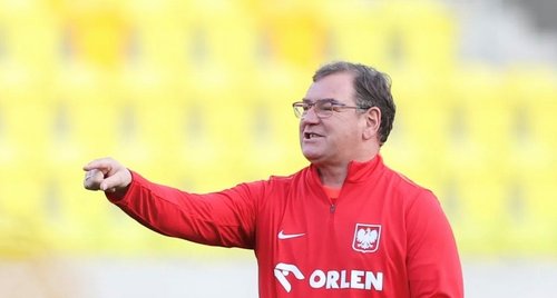Bondscoach Jan Urban debuteert bij Polen