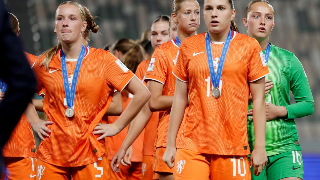 Meiden onder 17 verliezen WK finale