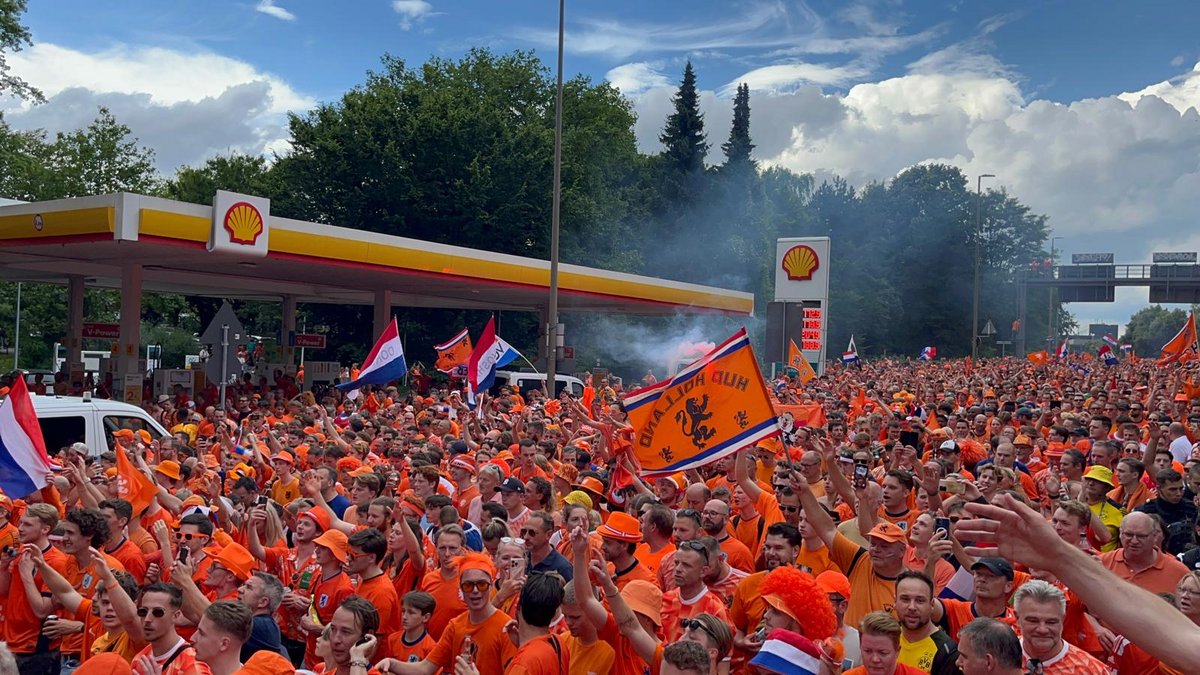 Eerste fanwalk Nederlands elftal
